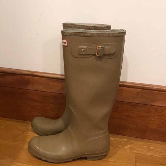 Tall Hunter Boots rare tan color - Picture 2 of 4